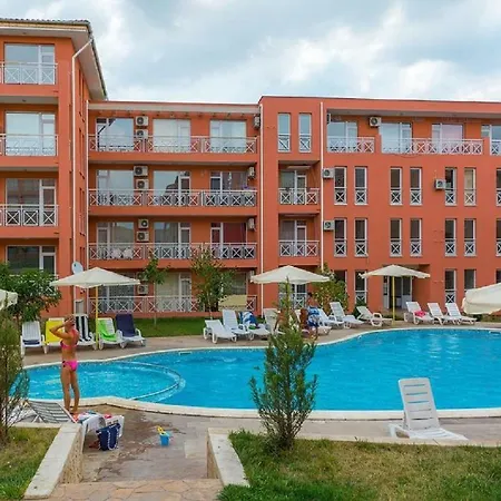 Апартамент 1 Bed In Sunny Day 6